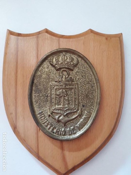 Military Antiques: Metopa naval. MINISTERIO DE MARINA. Bronce sobre madera.