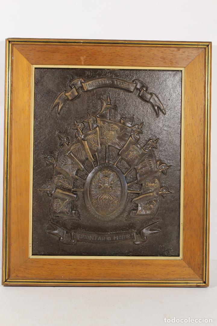 Military Antiques: cuadro relieve de la brigada paracaidista firmado por martin vidales-86