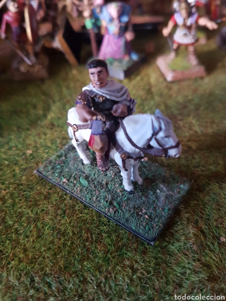 Military Antiques: CESAR EN MINIATURA DE PLOMO