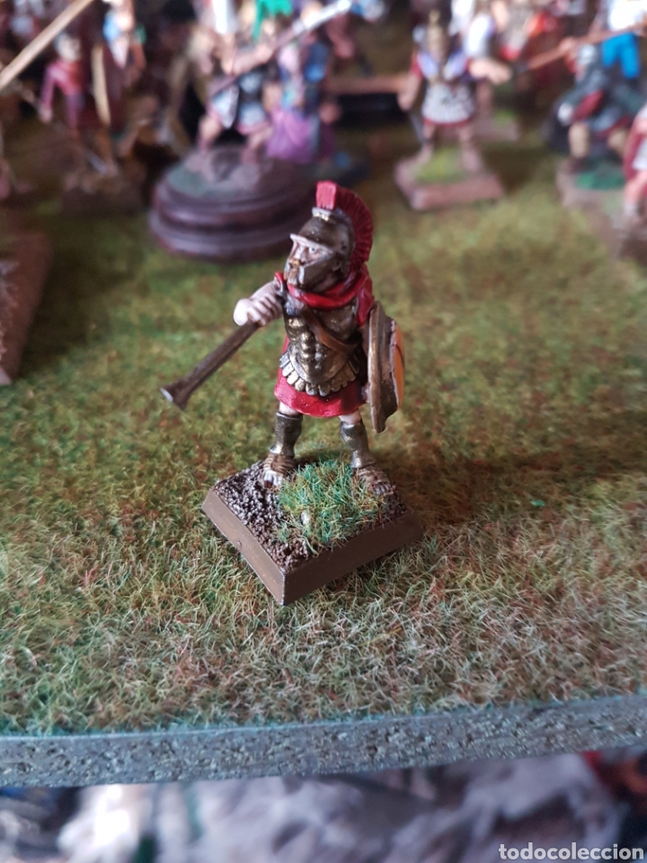 Military Antiques: SOLDADO ROMANO EN MINIATURA DE PLOMO
