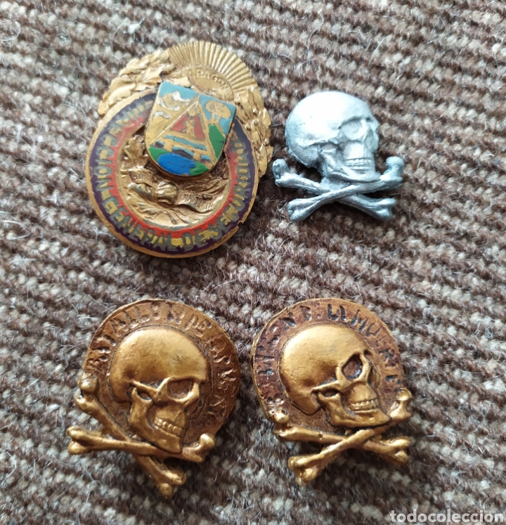 Military Antiques: Lote emblemas anarquistas.recreacion guerra civil