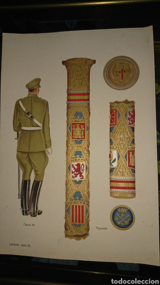 Militaria: Preciosa L&aacute;mina de Uniforme Militar