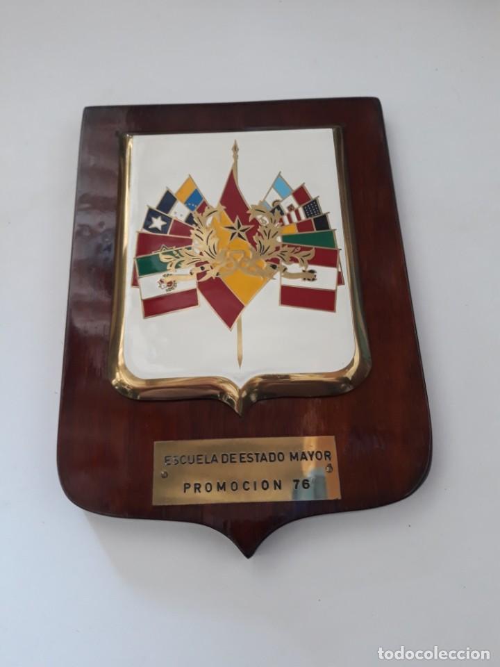 Military Antiques: METOPA MILITAR. ESCUELA DE ESTADO MAYOR. Promoci&oacute;n - 76. Repasada y lista para colgar.