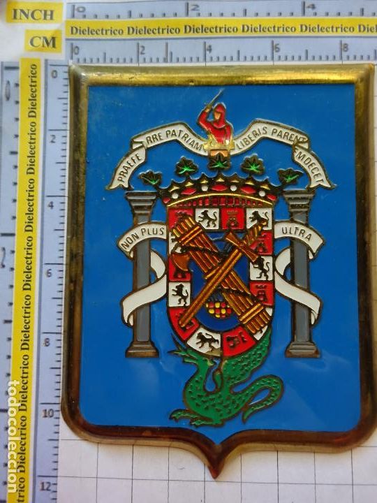Militaria: PLACA MET&Aacute;LICA PARA METOPA. COMANDANCIA DE LA GUARDIA CIVIL DE MELILLA. 60 GR