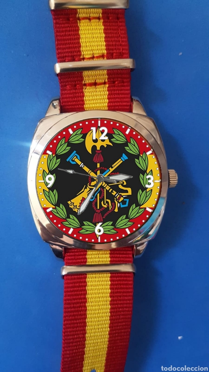 Military Antiques: Reloj emblema. Legionario