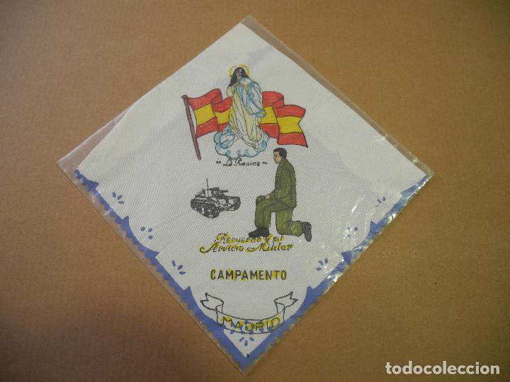 Military Antiques: Pa&ntilde;uelo de recuerdo del servicio militar campamento militar de Madrid