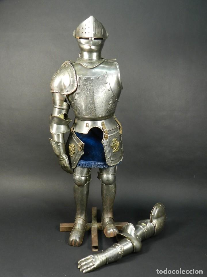 Militaria: ANTIGUA ARMADURA TOLEDANA A&Ntilde;O 1950 ANTIQUE SPANISH ARMOR