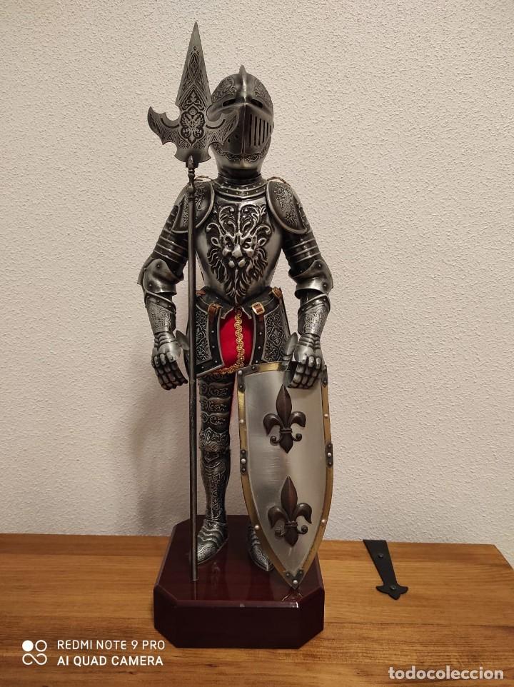 Military Antiques: soldado con armadura medieval 50 cm