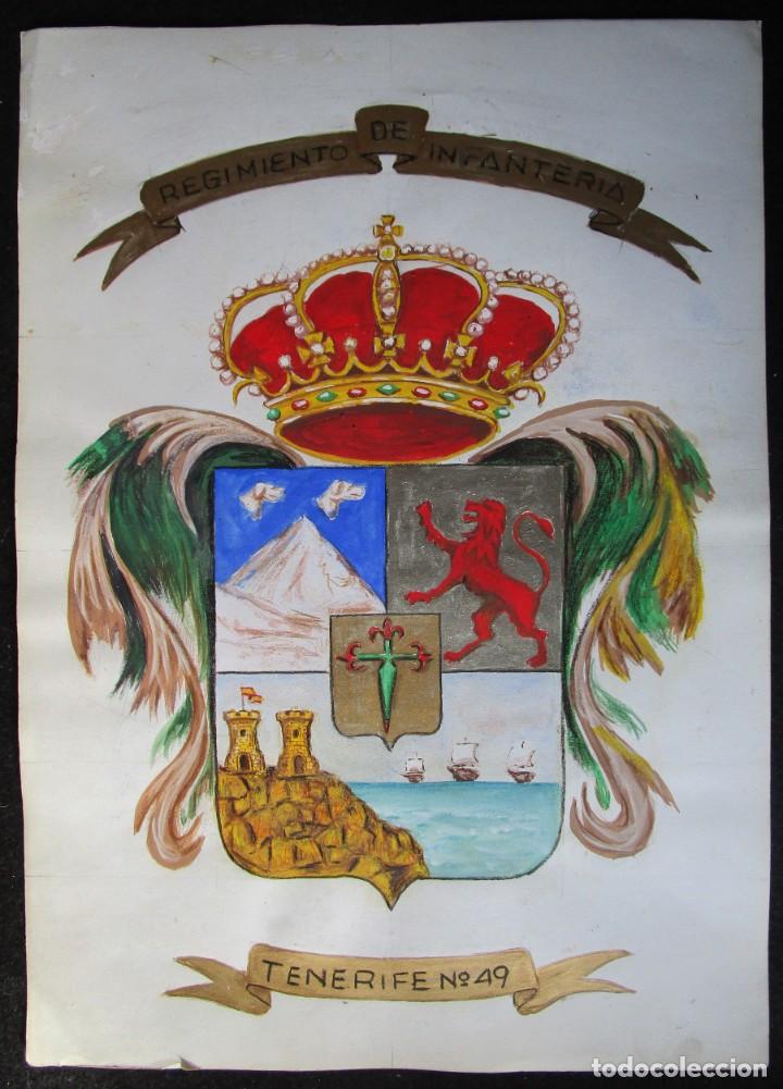 Militaria: ESCUDO REGIMIENTO DE INFANTERIA TENERIFE N&ordm; 49 - PINTADO CON ACR&Iacute;LICO Y PURPURINA - 45 X 32 CM.