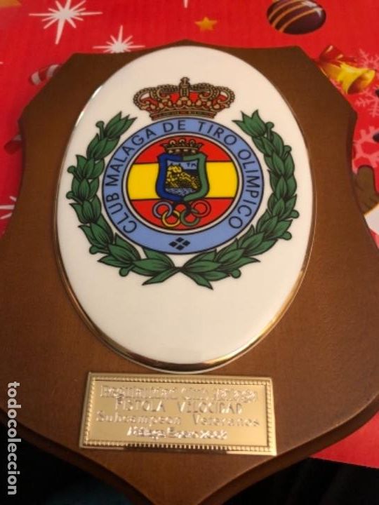 Militaria: Bonita metopa club de malaga tiro ol&iacute;mpico