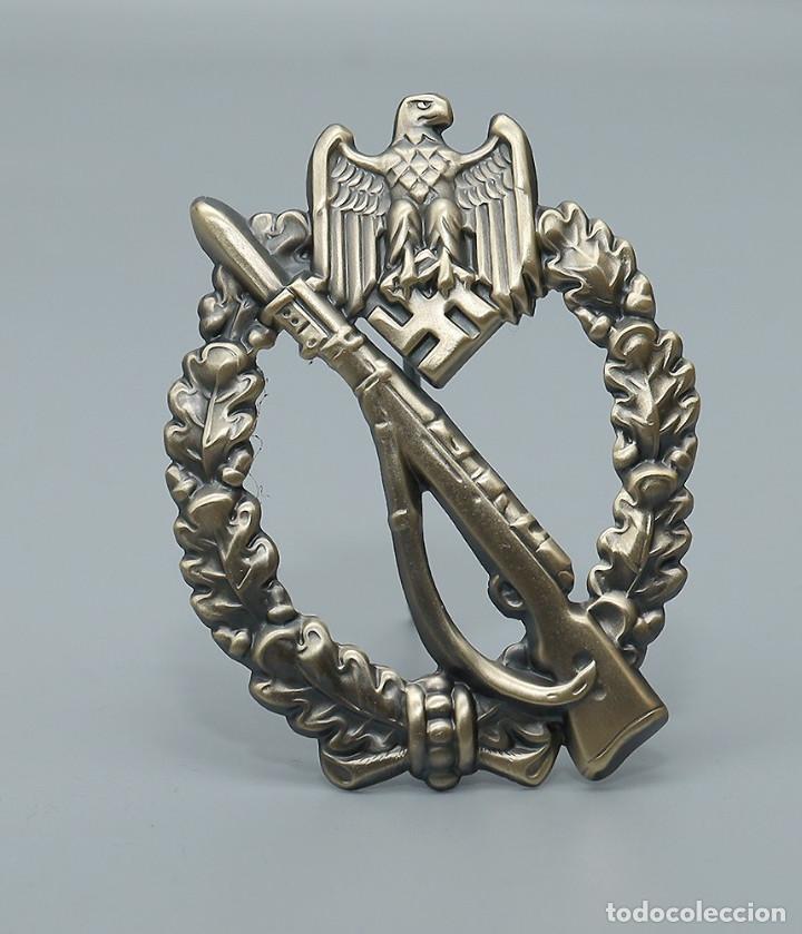 Military Antiques: REPRODUCCI&Oacute;N ASALTO DE INFANTER&Iacute;A EN BRONCE (FABRICACI&Oacute;N HUECA)