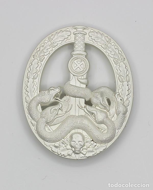 Military Antiques: REPRODUCCI&Oacute;N INSIGNIA ANTIPARTISANA PLATA