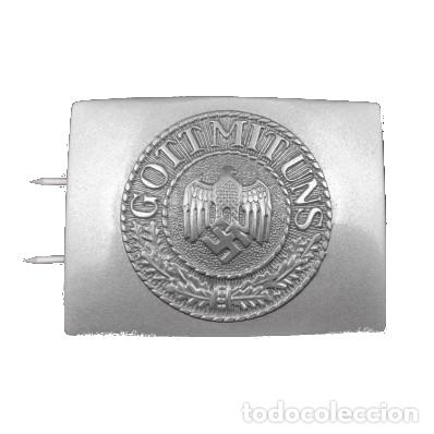 Military Antiques: REPRODUCCI&Oacute;N HEBILLA WERHMACHT PLATEADA