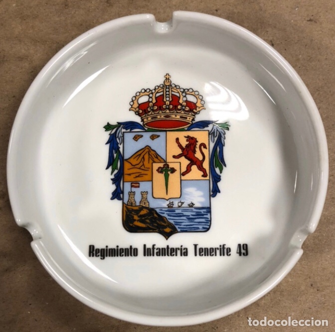 Militaria: CENICERO DEL REGIMIENTO INFANTER&Iacute;A TENERIFE 49. EXCELENTE ESTADO. 12 Cms de &Oslash;.