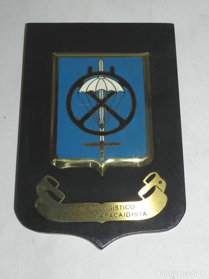 Military Antiques: METOPA DE GRUPO LOGISTICO BRIGADA PARACAIDISTA, MIDE 21 X 14 CMS.