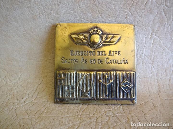 Militaria: placa militar condecorativa ejercito del aire sector aereo catalu&ntilde;a a&ntilde;os 80