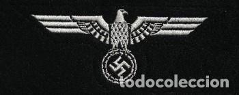 Militaria: REPRODUCCI&Oacute;N INSGINIA BLINDADO EN LANA NEGRA BORADADO