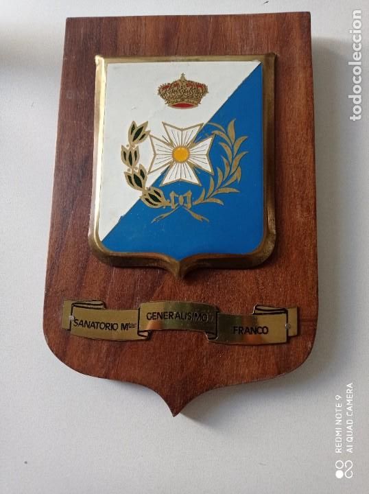 Military Antiques: Antigua metopa militar sanatorio militar General&iacute;simo Franco