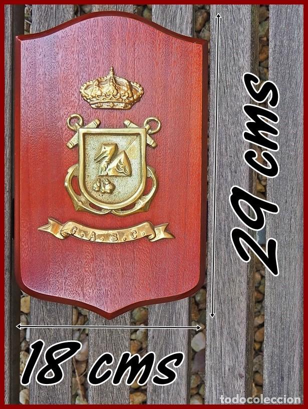 Military Antiques: 196/755..Grupo de Apoyo (Servicio de Combate)...Mide.....29 X 18 cms...Pesa...........0,950 kgs