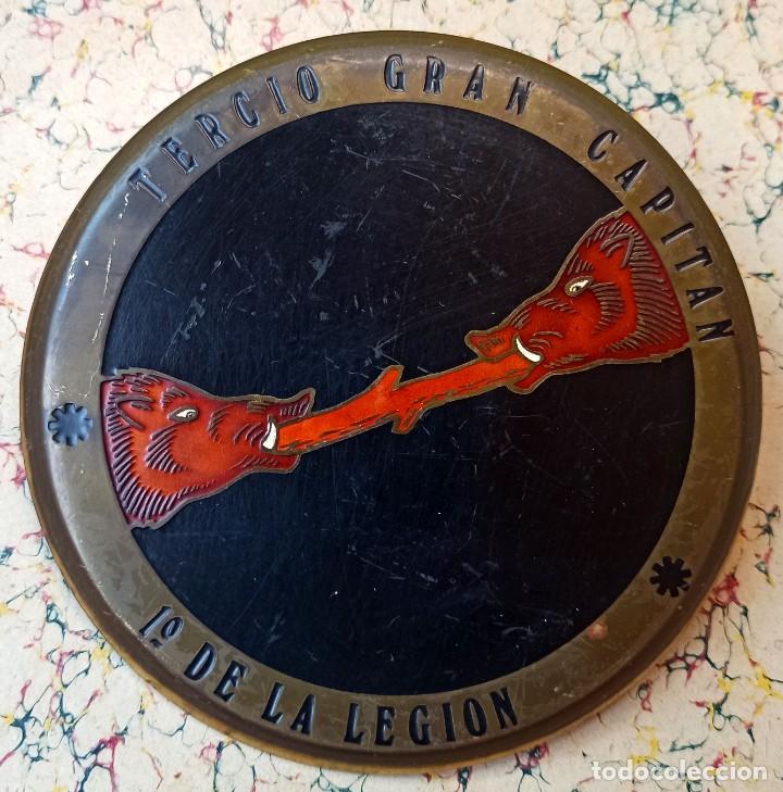 Militaria: La Legi&oacute;n - Antigua placa original - TERCIO GRAN CAPITAN 1&ordm; DE LA LEGION - Tama&ntilde;o 120 mm