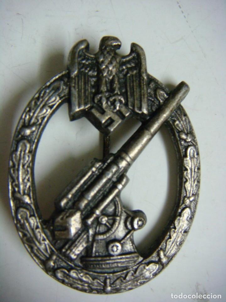 Militaria: PLACA INSIGNIA ALEMANA