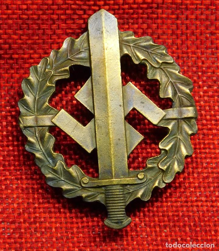 Militaria: Placa Deportes Militares de las SA. Sturmabteilung Categoria bronce. Medidas: 50 x 60 mm