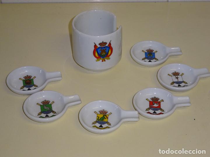 Militaria: SET DE 6 CENICEROS Y EXPOSITOR MILITAR. UIR D3 MACTAE TARIFA. BATER&Iacute;AS COSTA ISLA PALOMAS. 530GR
