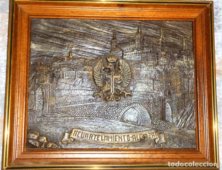 Military Antiques: ACUARTELAMIENTO ALCAZAR. PLACA FIRMADA POR ROBERTO G. VALERO