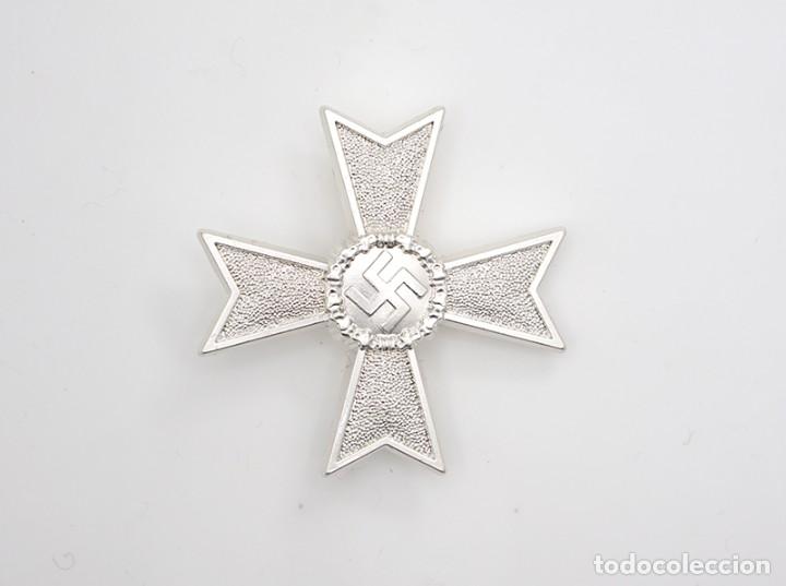 Military Antiques: Reproducci&oacute;n Cruz de m&eacute;rito de guerra de primera clase sin espadas