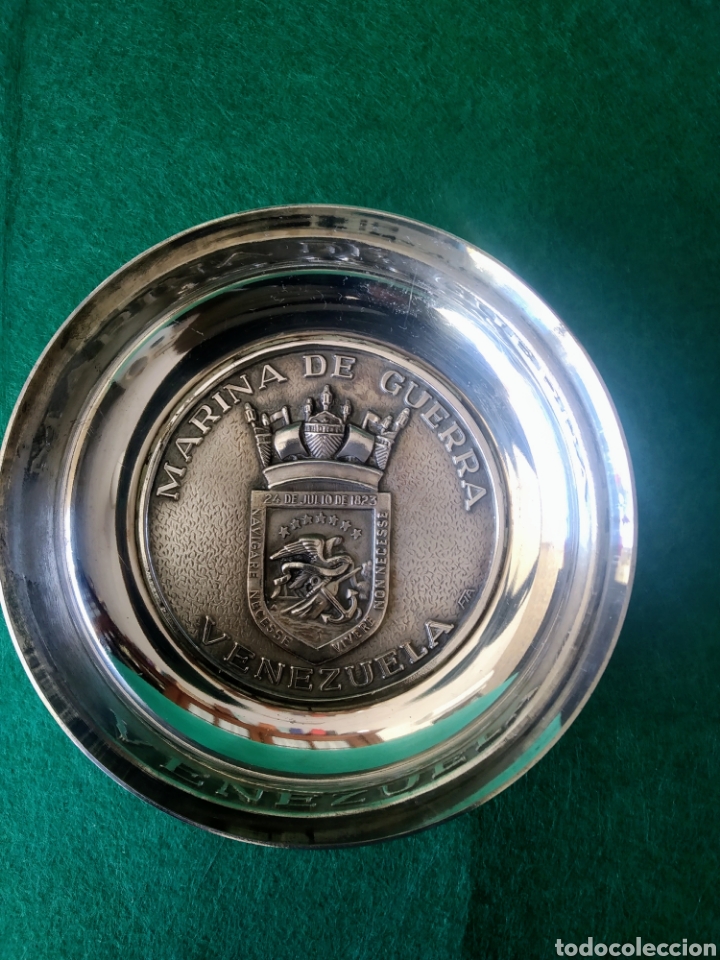 Military Antiques: CUENCO CON ESCUDO DE LA MARINA DE GUERRA DE VENEZUELA
