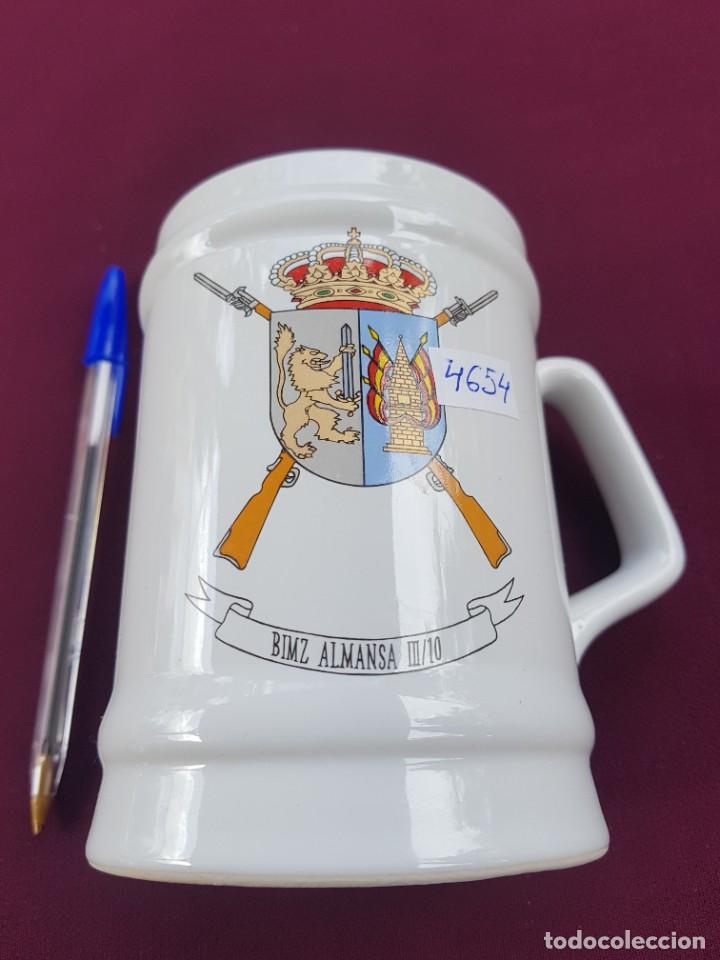 Military Antiques: Jarra Brigada mecanizada BIMZ Almansa III/10