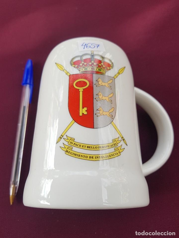 Military Antiques: Jarra Regimiento de inteligencia n.1