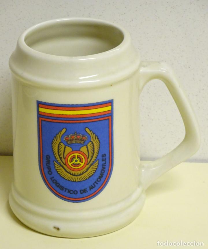 Militaria: JARRA MILITAR. GRUPO LOG&Iacute;STICO DE AUTOM&Oacute;VILES. 13CM. 510GR