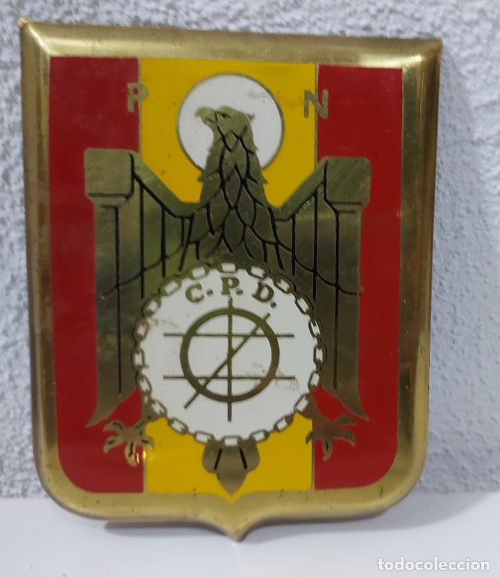 Military Antiques: ANTIGUA Y BONITA METOPA ESMALTADA DE LA POLICIA ARMADA - POLICIA NACIONAL CPD - DIAMETRO 11 CM - EN