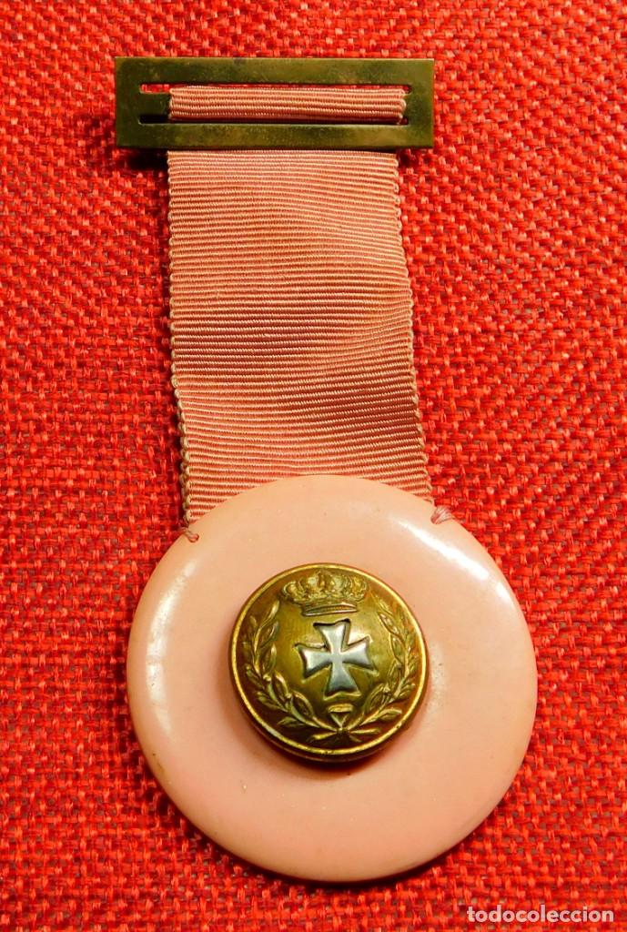 Militaria: Curiosa Medalla decoraci&oacute;n femenina Sanidad Militar &ndash; &Eacute;poca del Rey Alfonso XIII