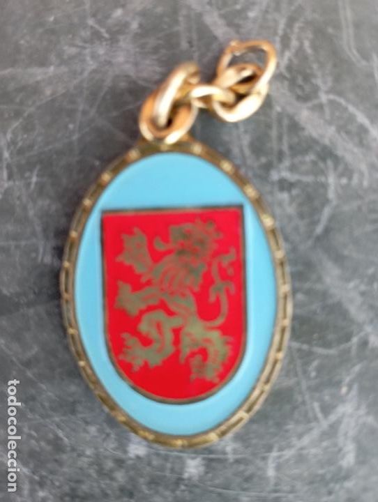 Militaria: LLAVERO MILITAR . CIR.N12 .