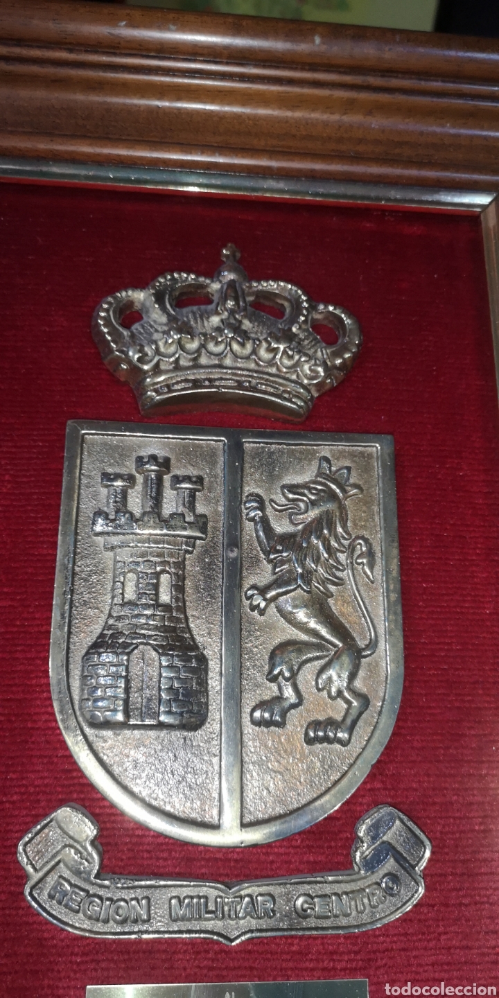 Military Antiques: Metopa realizada en bronce de la Regi&oacute;n Militar centro