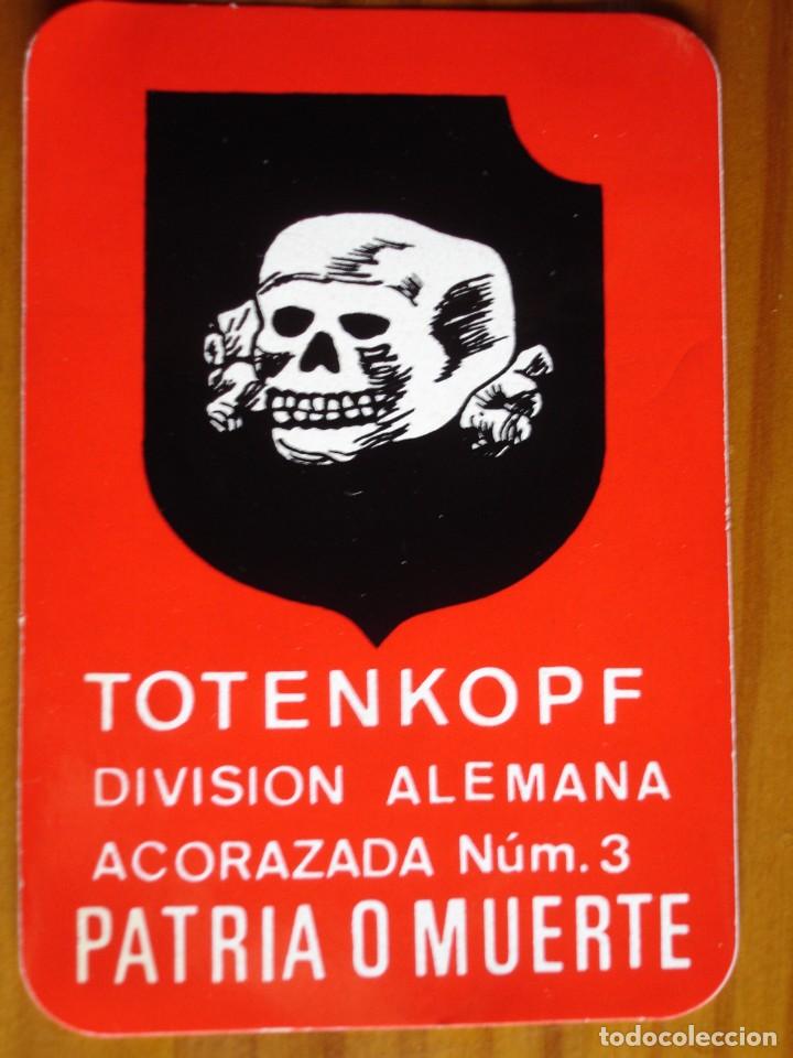 Militaria: PEGATINA TOTENKOPF DIVISION ALEMANA N&ordm; 3 PATRIA O MUERTE 11X7.5