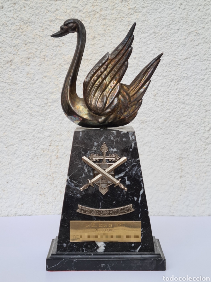 Military Antiques: Trofeo 1a Zona IMEC al Coronel... - Falange Frente de Juventudes Cisne Leyenda Lanza Pluma