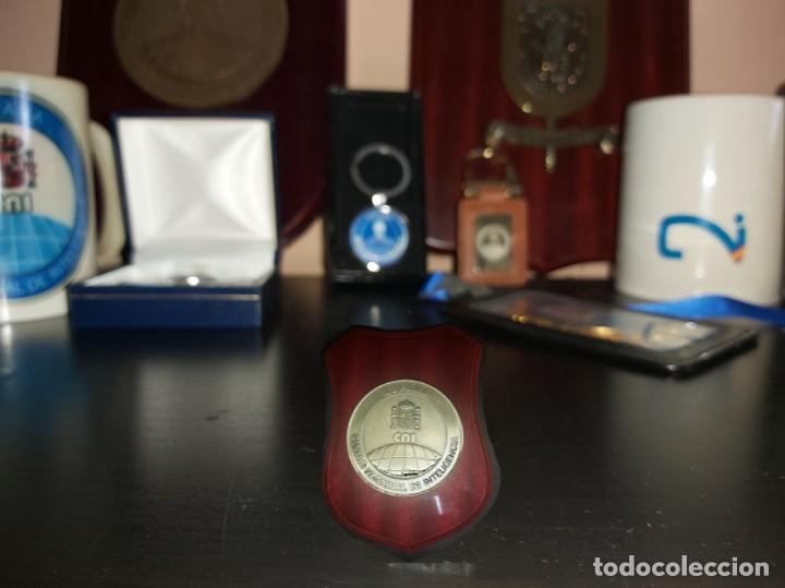 Militaria: Metopa Centro Nacional de Inteligencia. CNI. Esp&iacute;a. Espionaje. Servicios Secretos. Intelligence.