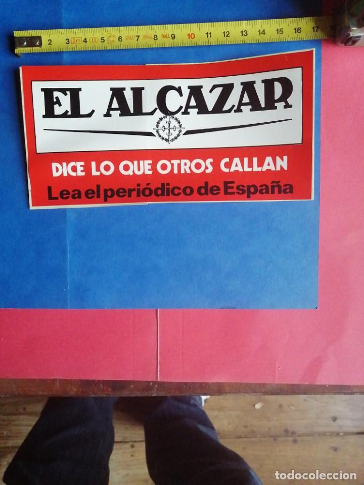 Military Antiques: Pegatina peri&oacute;dico El Alcazar