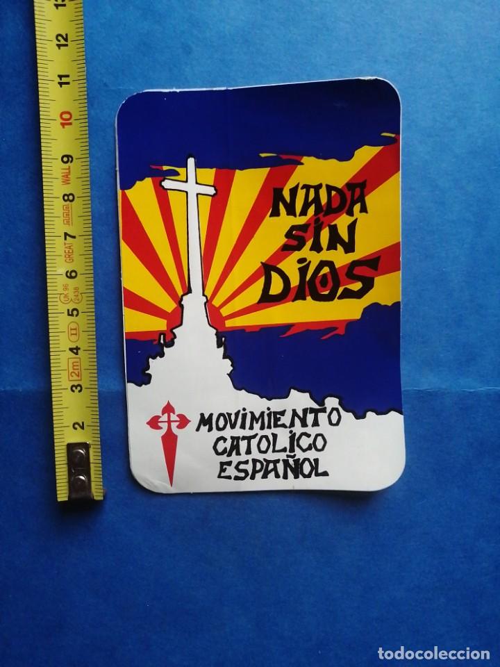 Militaria: Pegatina Movimiento Cat&oacute;lico Espa&ntilde;ol