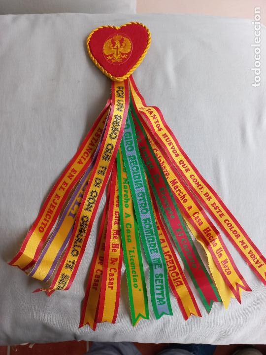 Military Antiques: CINTAS CON CORAZON DE LICENCIATURA DE LA MILI. SERVICIO MILITAR, EJERCITO DE TIERRA