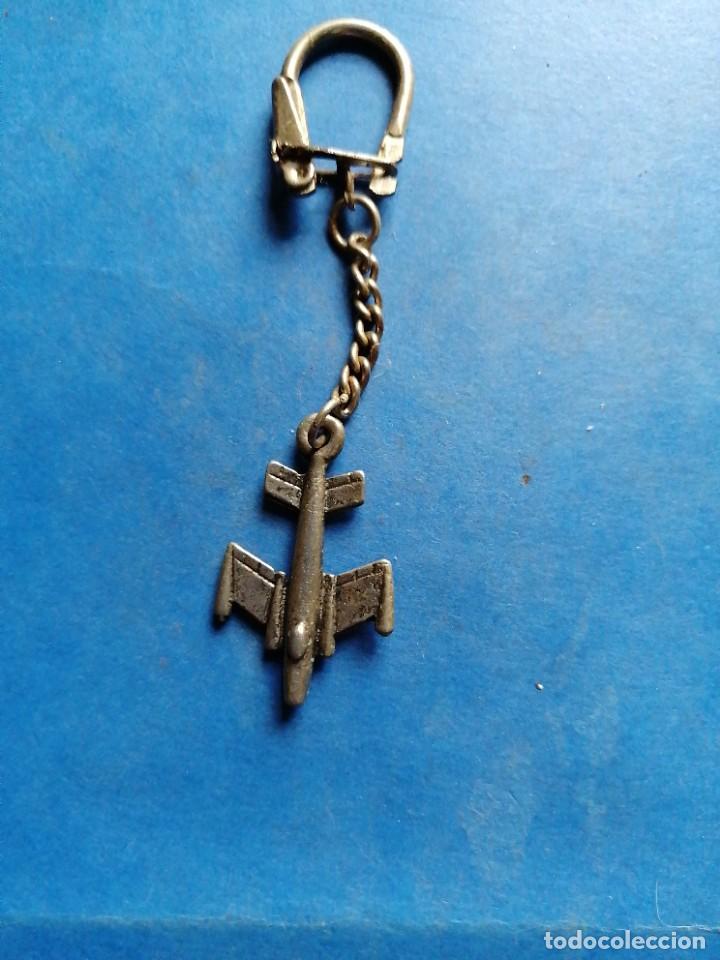 Militaria: Llavero avi&oacute;n