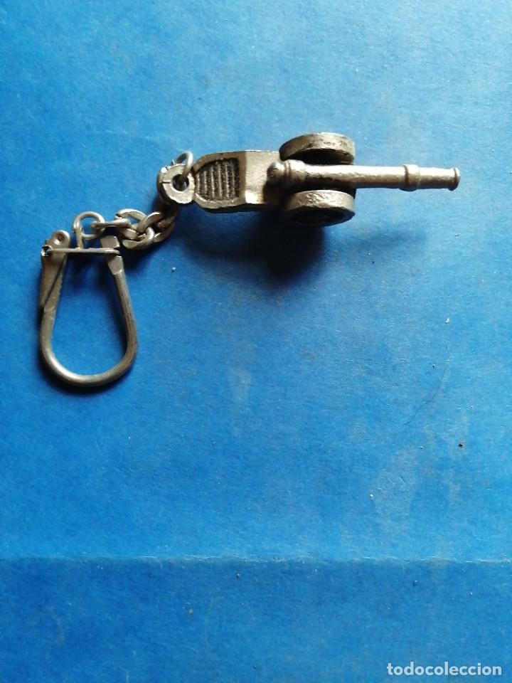 Militaria: Llavero ca&ntilde;&oacute;n