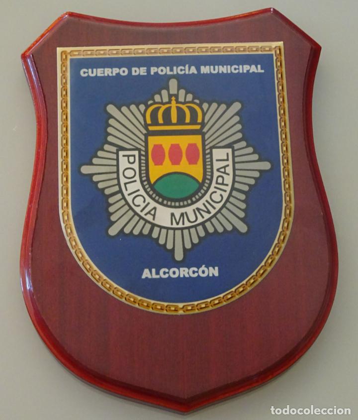 Militaria: METOPA POLICIAL. POLIC&Iacute;A MUNICIPAL DE ALCORC&Oacute;N, MADRID. 19CM. 300GR