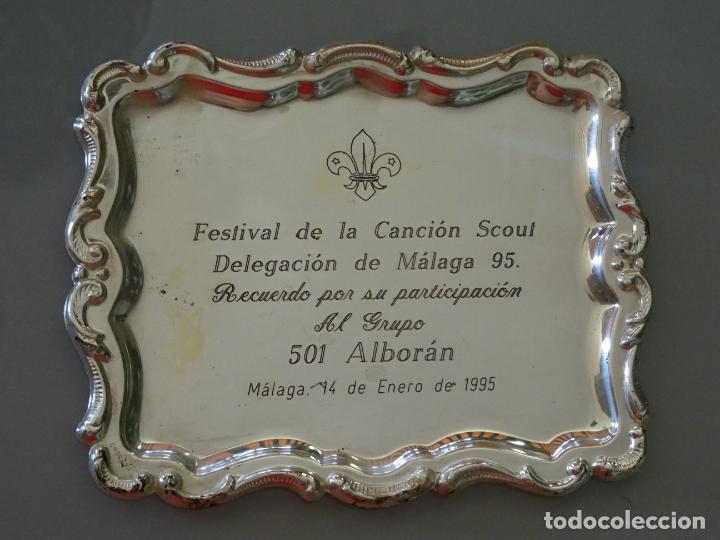 Military Antiques: BANDEJA METAL SCOUT BOYSCOUTS. FESTIVAL CANCI&Oacute;N DELEGACI&Oacute;N 501 ALBOR&Aacute;N M&Aacute;LAGA 1995 16CM 100GR