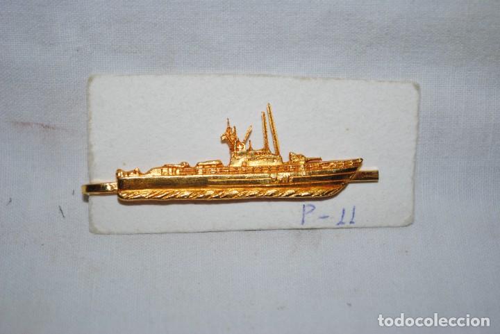Military Antiques: LANCHA TORPEDERA , P 11 . PISACORBATAS.