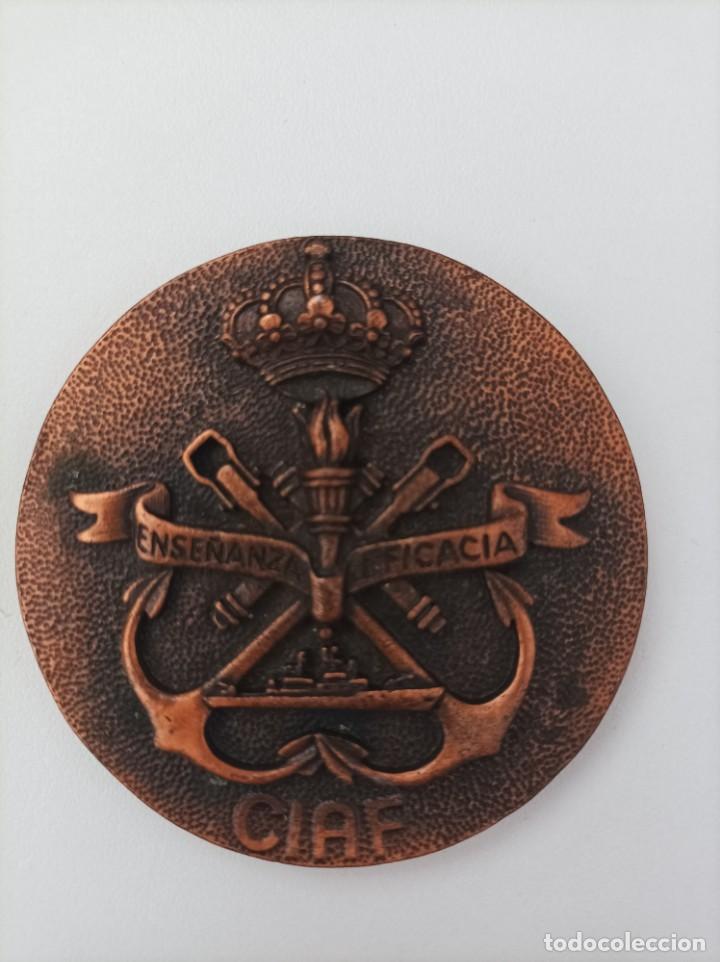 Military Antiques: Medallon de mano. CIAF - Centro de Instrucci&oacute;n y Adiestramiento a Flote, Cartagena.