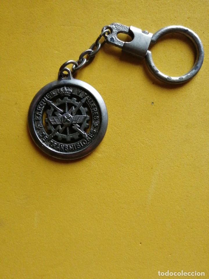 Militaria: Llavero militar Parque y Talleres de Trasnsmisiones